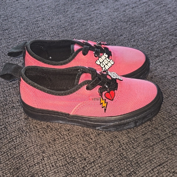 Vans Kids Sneakers in Pink and Black - Picture 2 of 7
